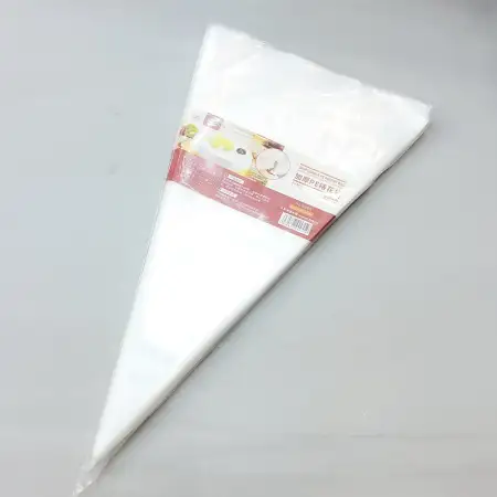 #9955; Disposable icing bag 14 inches..