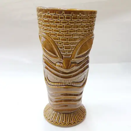 #AB1920; Ceramic tiki cup 350ml..