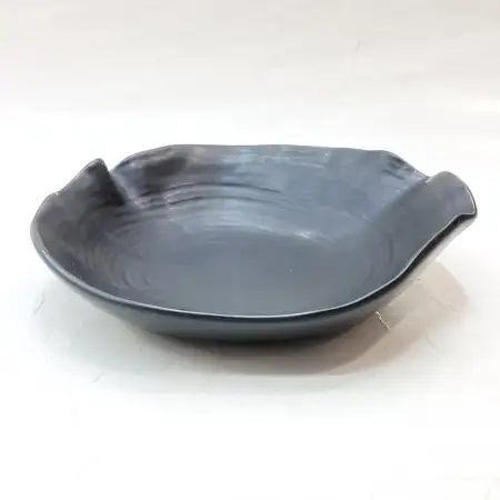 #BS1690-BK; Ceramic deep plate 8.25 inch..