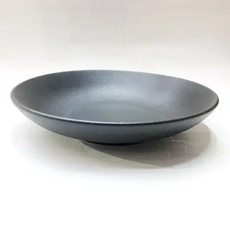 #BS5118-BK; Ceramic 23cm bowl..