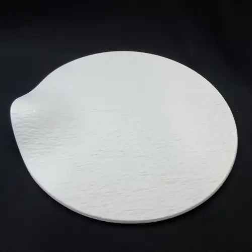 #BS8843-WT; Ceramic round 23cm slate shape