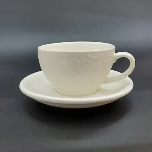 #BSEG200-WT; Ceramic coffee cup with saucer 215ml