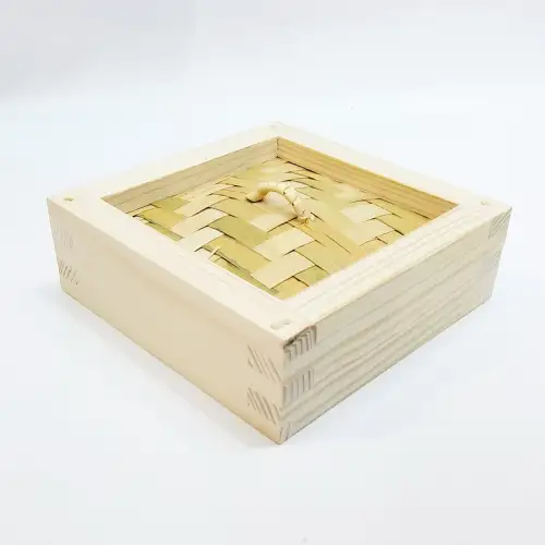 #BT2321; Wooden steamer lid 15x15cm