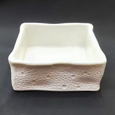 #BU6467; Ceramic rectangular bowl 4 inch..
