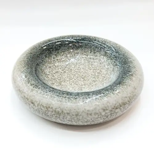 #BY-3304A; Ceramic donut shape bowl 8 inches