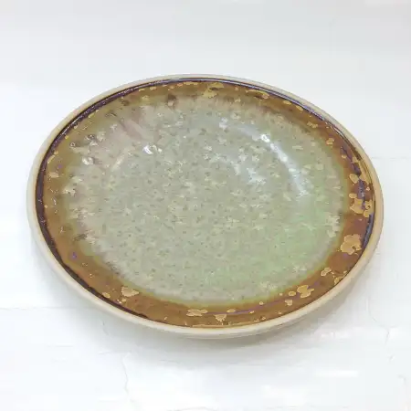 #CH-1003; Ceramic round plate 8 inches..