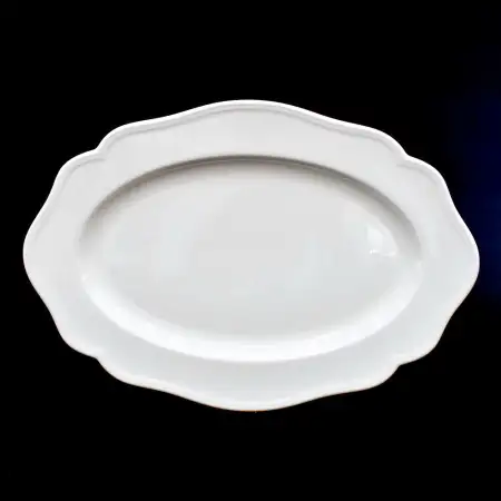 #HA9337; Ceramic oval plate 12 inches..