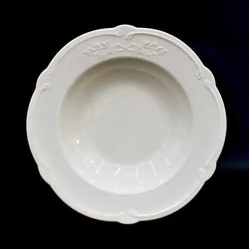 #HB9443; Ceramic soup plate 8.5 inches