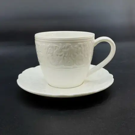 #HK9825; Ceramic coffee cup with saucer ..