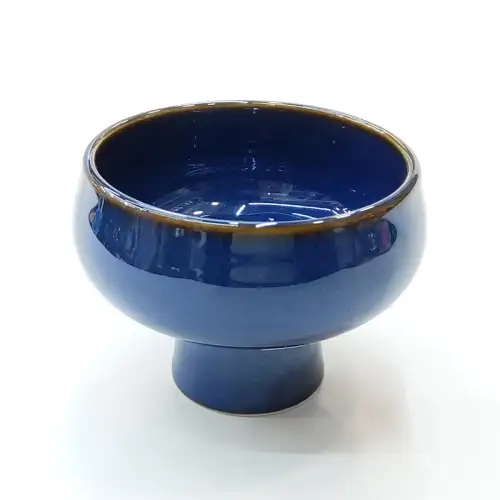 #HN0696; Ceramic dessert bowl w. stand