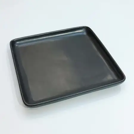 #HN2768-BK; Ceramic square plate 18cm BK..