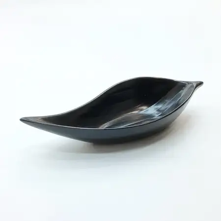 #HN7517-BK; Ceramic leaf sauce dish 15.6..