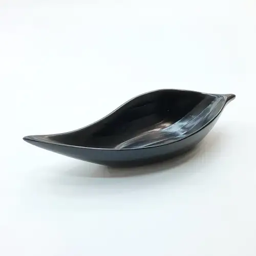 #HN7517-BK; Ceramic leaf sauce dish 15.6cm BK