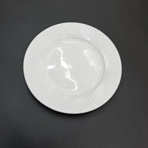 #HT2030; Ceramic round plate 6.75 inches