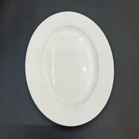 #HT2108; Ceramic oval plate 12 inches..