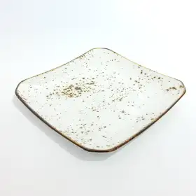 #KK1333-WT; Ceramic square plate 26x26cm
