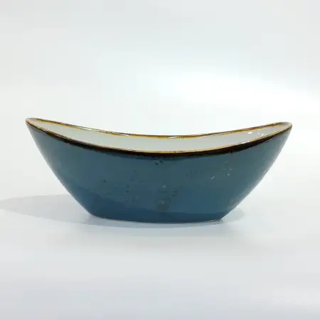 #KK7250-BL; Ceramic boat shape bowl 6.75..