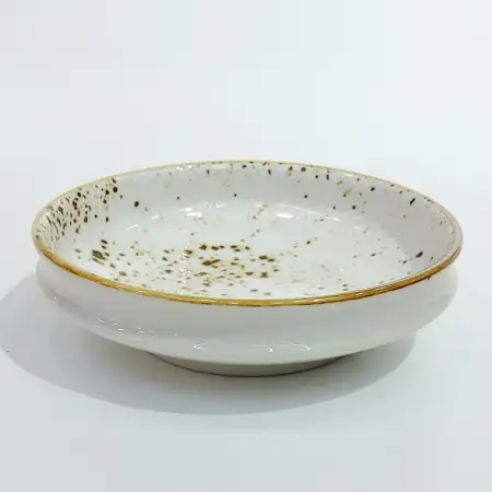 #KK8196-WT; Ceramic 12.5cm round plate..