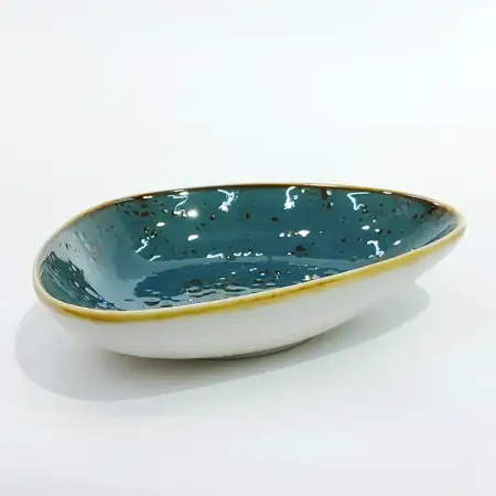#KK8677-BL; Ceramic 6 inches' triangle p..