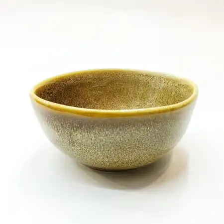#KX1395; Ceramic bowl 4.5 inches..