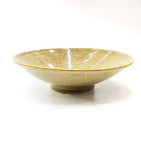 #KX1401; Ceramic bowl 9.75 inches..