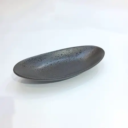 #N2-7670; Ceramic boat shape plate 10.5&..