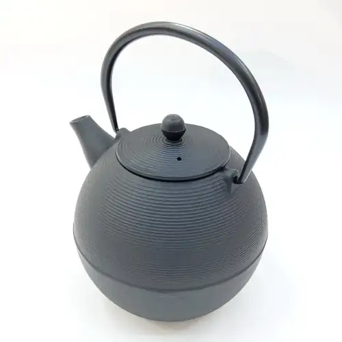 #SQ5927; Cast iron tea pot 1.2L