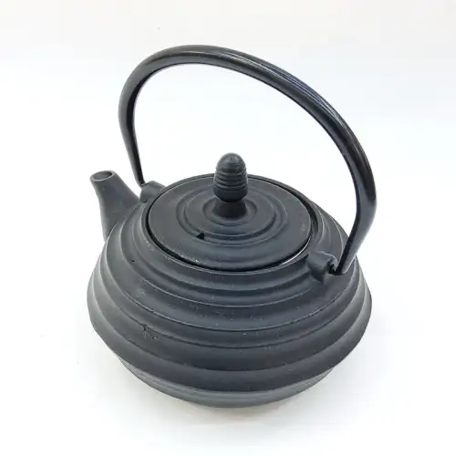 #SQ5934; Cast iron tea pot 700ml