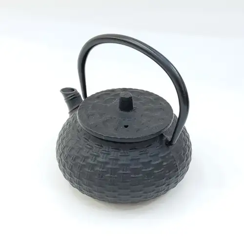 #SQ5972; Cast iron tea pot 0.3L