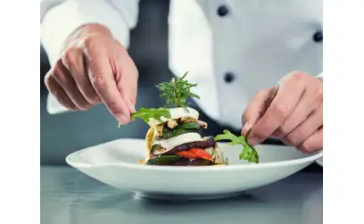 Type of beverage service solutions for the season